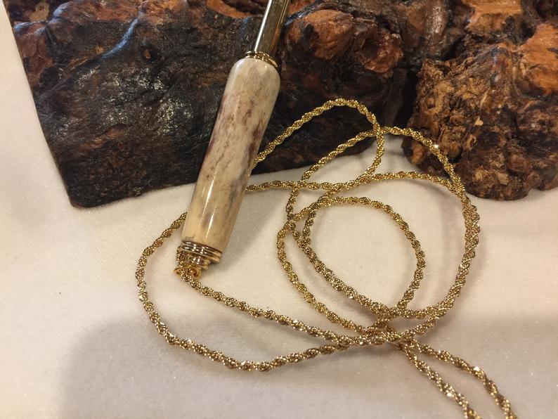 ❤️ ✂️ 😍 One of Kind Handmade Necklace Seam Ripper-Carved Nature